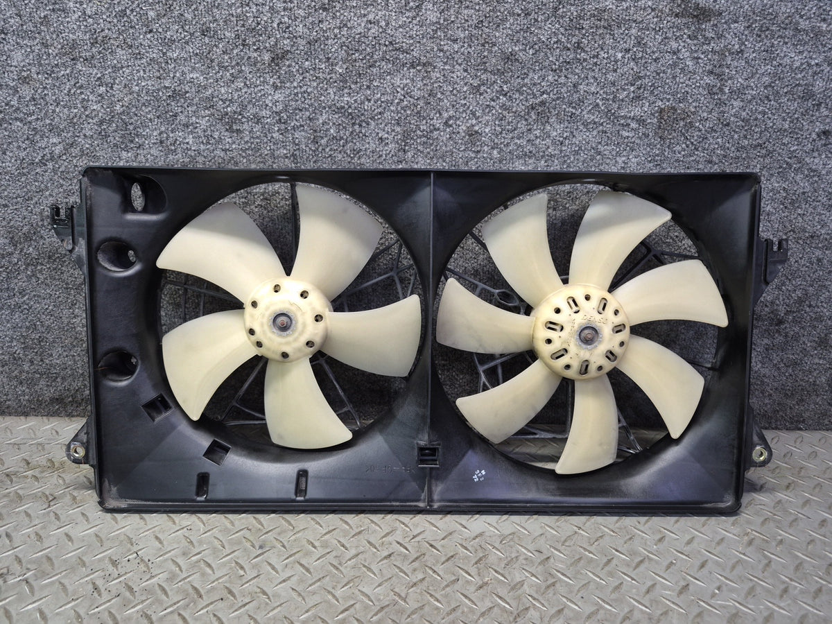 00-05 Toyota MR2 Spyder ZZW30L Engine Radiator Cooling Fan Motor Shroud 63K OEM