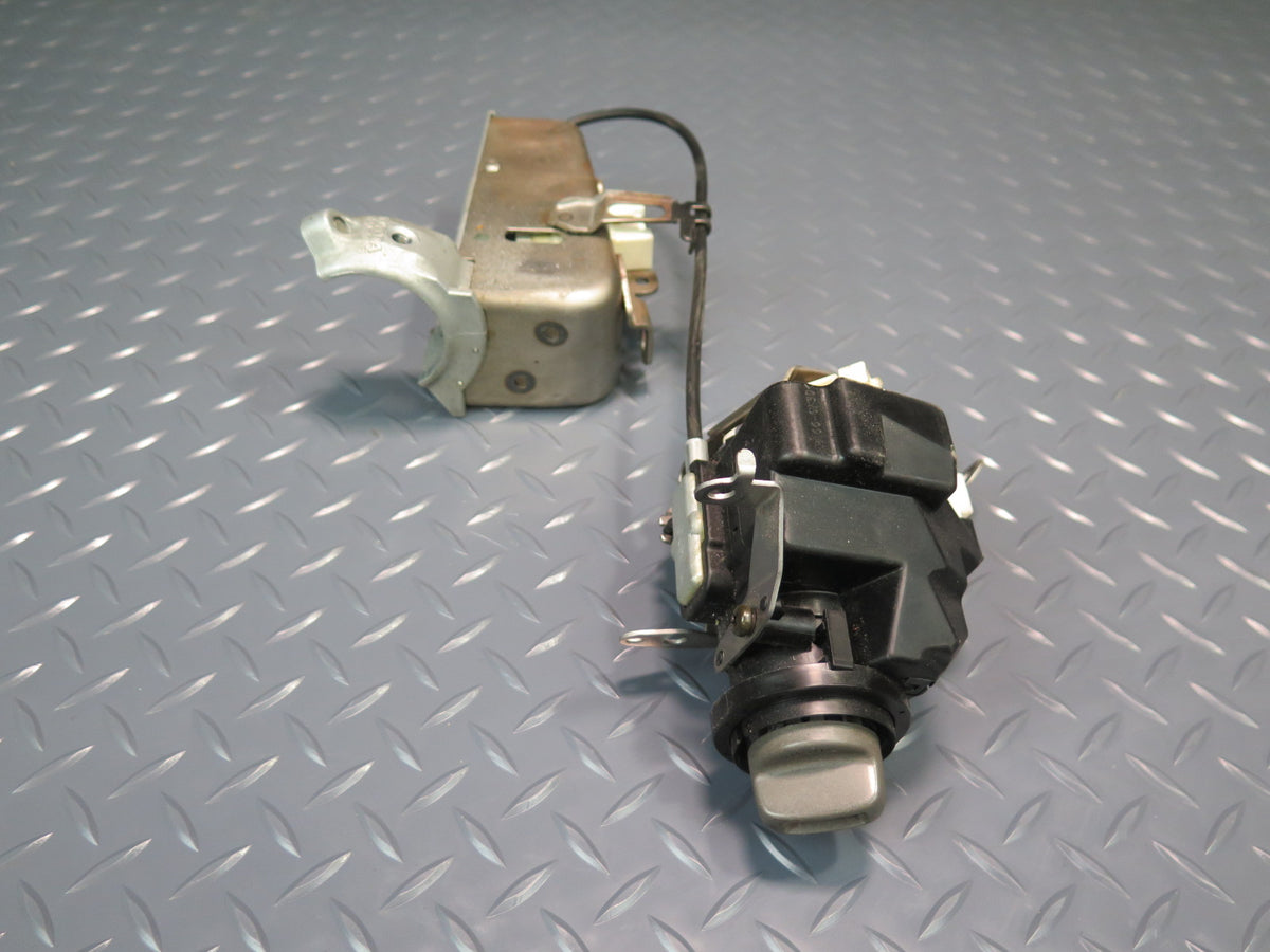 2006 Lexus UCF30L LS430 ECM ECU Module Ignition Glove Trunk Door Lock KEY Set