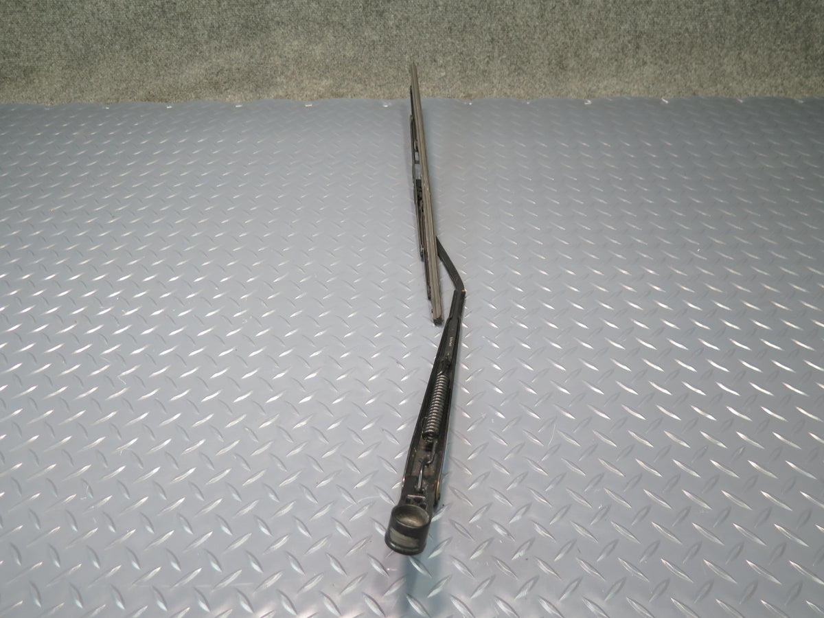 00-05 Toyota MR2 Spyder ZZW30L Set of 2 Front Left & Right Wiper Arm OEM