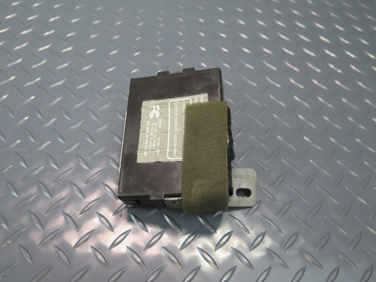 03-05 Toyota MR2 Spyder ZZW30L Keyless Entry Control Module 08190-17810 OEM