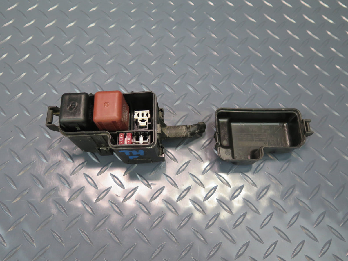 00-05 Toyota MR2 Spyder Front Right Luggage Compartment DRL Fuse Relay Box OEM