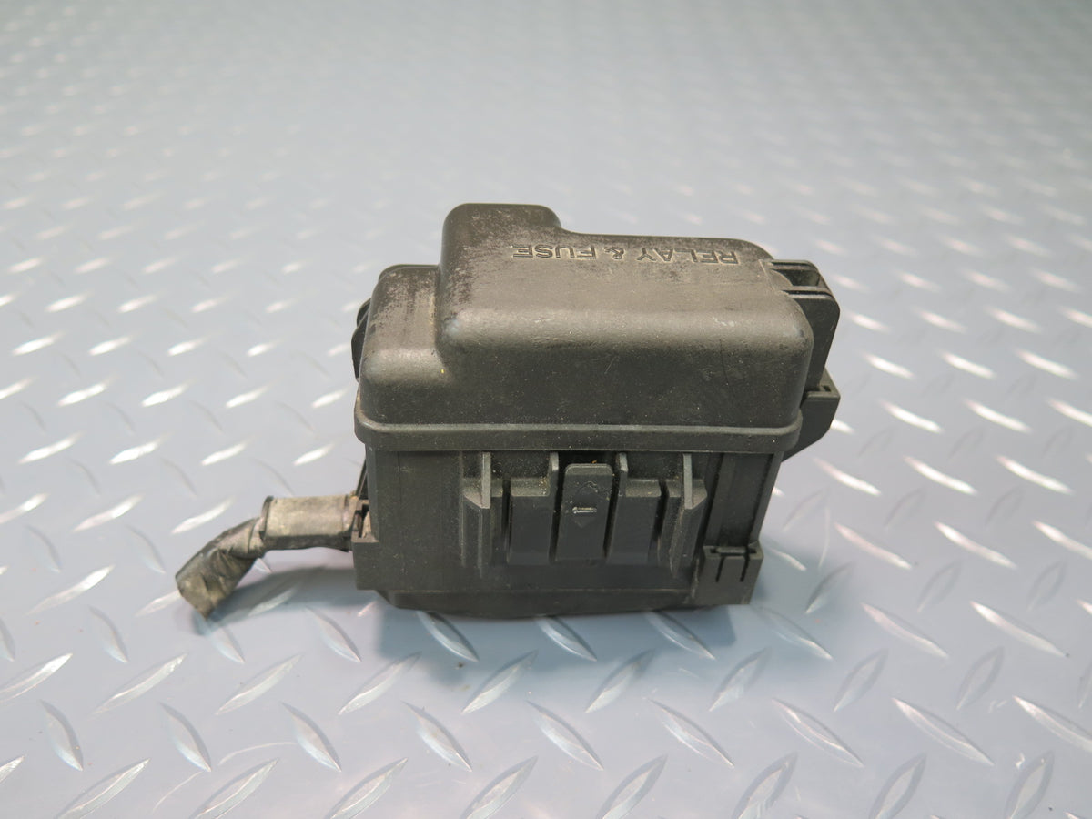 00-05 Toyota MR2 Spyder Front Right Luggage Compartment DRL Fuse Relay Box OEM