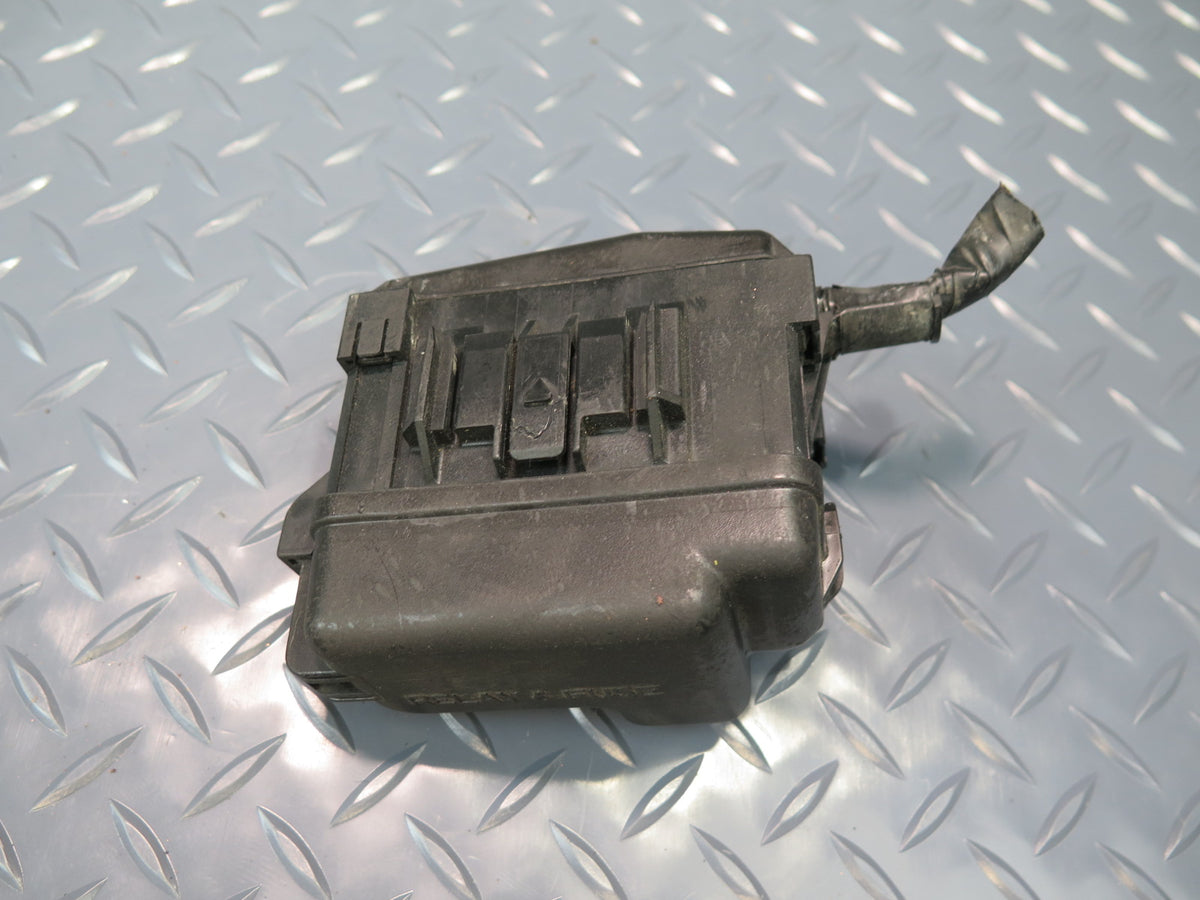 00-05 Toyota MR2 Spyder Front Right Luggage Compartment DRL Fuse Relay Box OEM