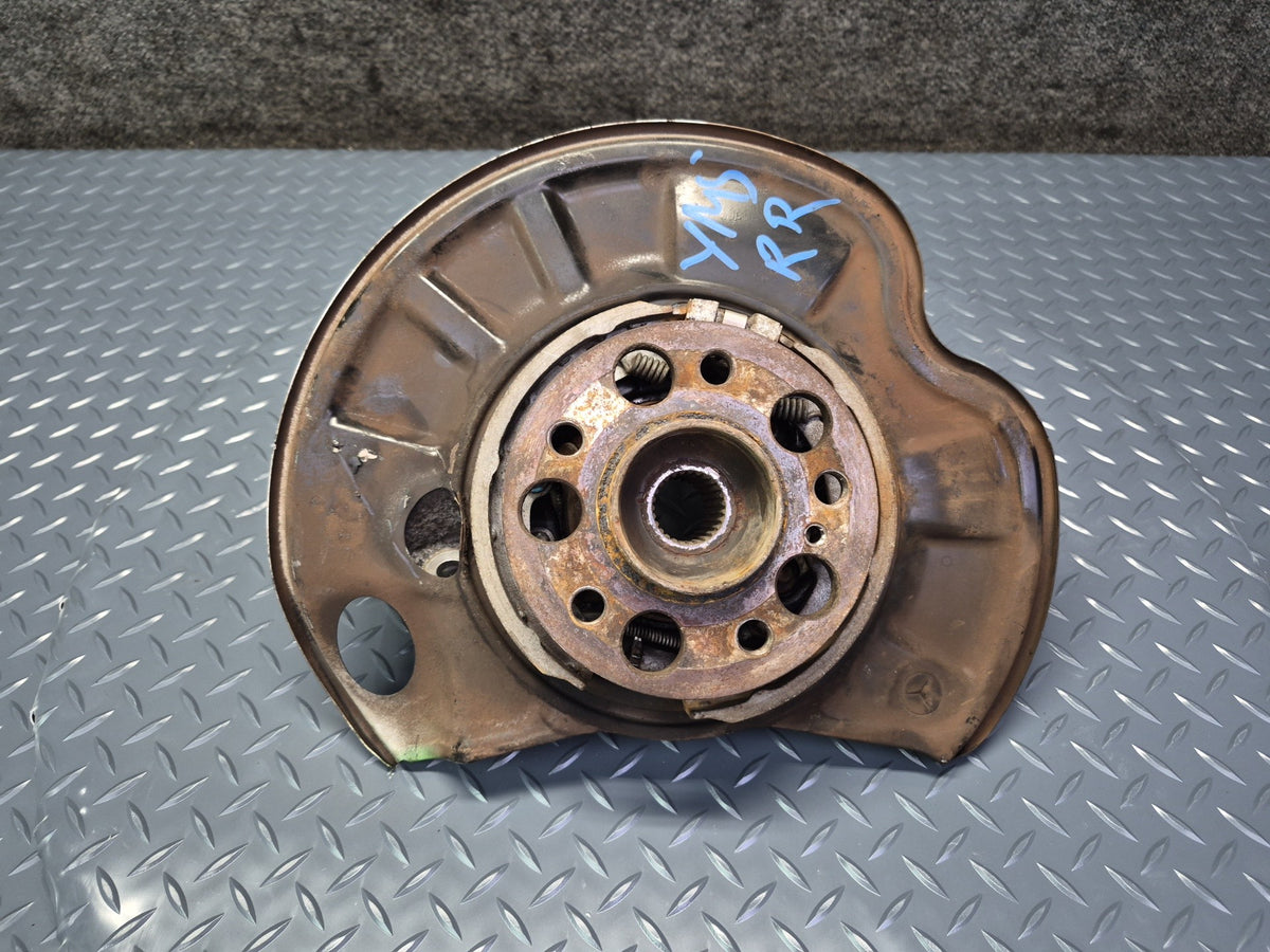 08-13 Mercedes W221 S63 AMG RWD Rear Right Spindle Knuckle Wheel Hub OEM