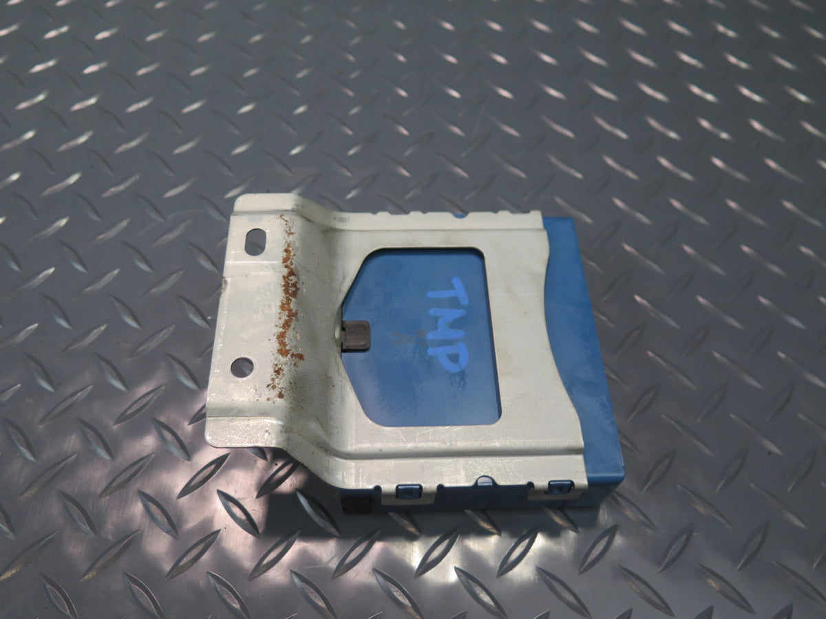 00-05 Toyota MR2 Spyder ZZW30L Multiplex Body Control Module 89221-17020 OEM