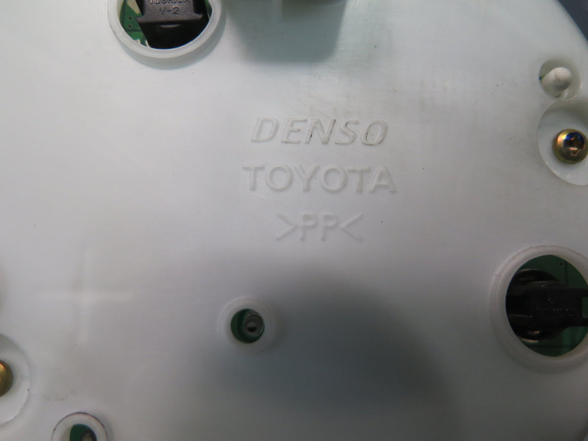 03-05 Toyota MR2 Spyder ZZW30L M/T Instrument Cluster Gauge Speedometer OEM