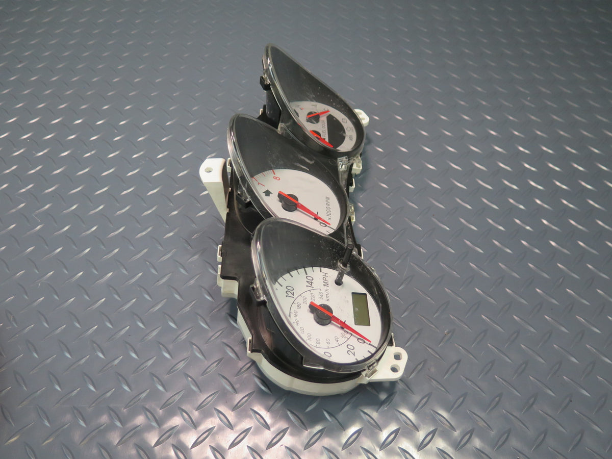 03-05 Toyota MR2 Spyder ZZW30L M/T Instrument Cluster Gauge Speedometer OEM
