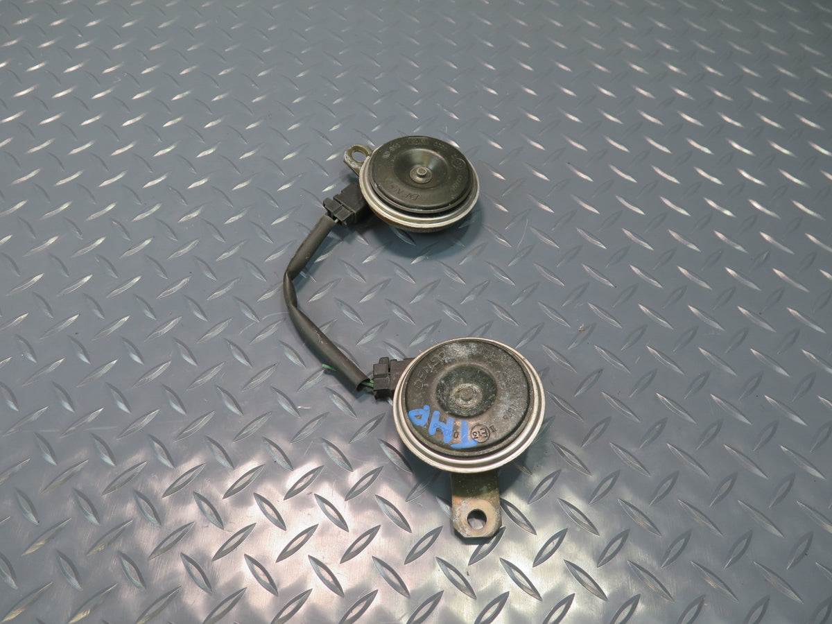 00-05 Toyota MR2 Spyder ZZW30L High & Low Tone Note Pitch Horn Signal Set OEM