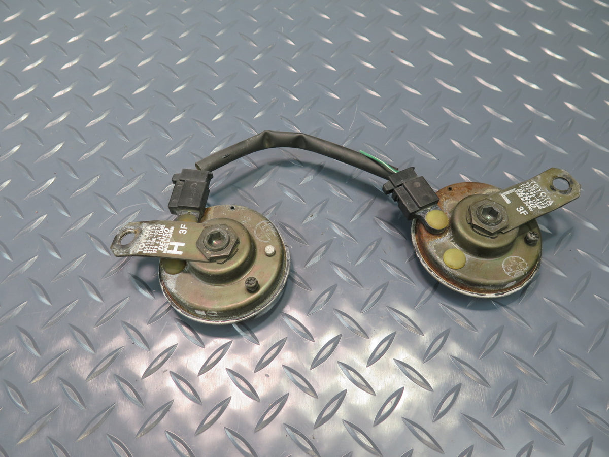 00-05 Toyota MR2 Spyder ZZW30L High & Low Tone Note Pitch Horn Signal Set OEM