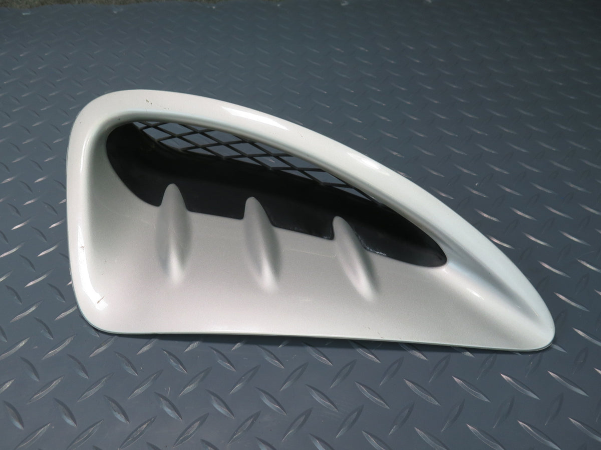03-05 Toyota MR2 Spyder ZZW30L Set of 2 Rear Quarter Air Vent Scoop Grille OEM