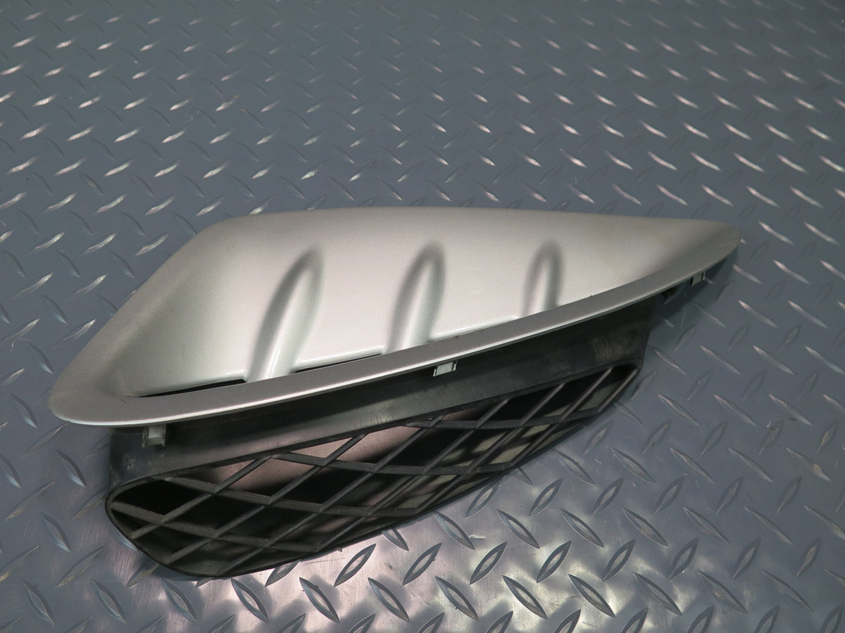 03-05 Toyota MR2 Spyder ZZW30L Set of 2 Rear Quarter Air Vent Scoop Grille OEM