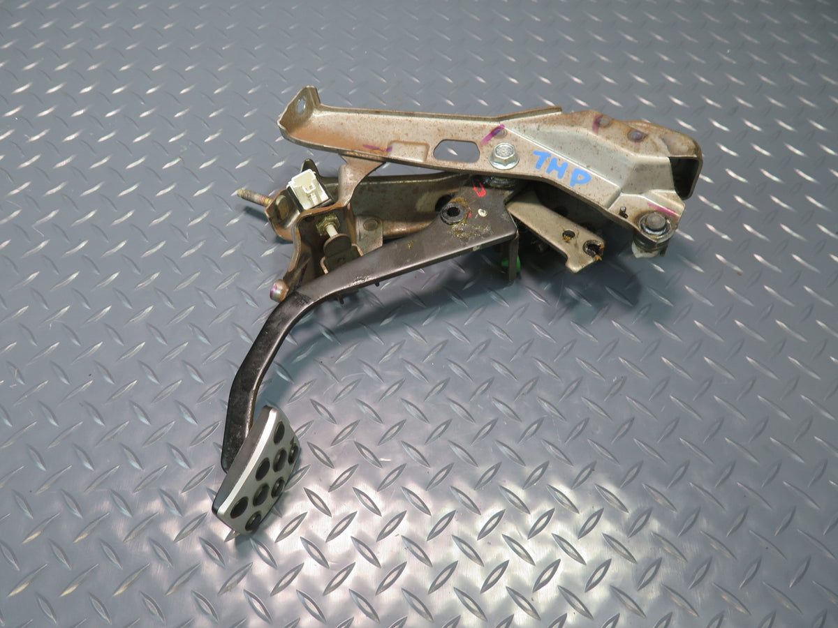 00-05 Toyota MR2 Spyder ZZW30L M/T Clutch Brake Gas Acceleration Pedal Set OEM