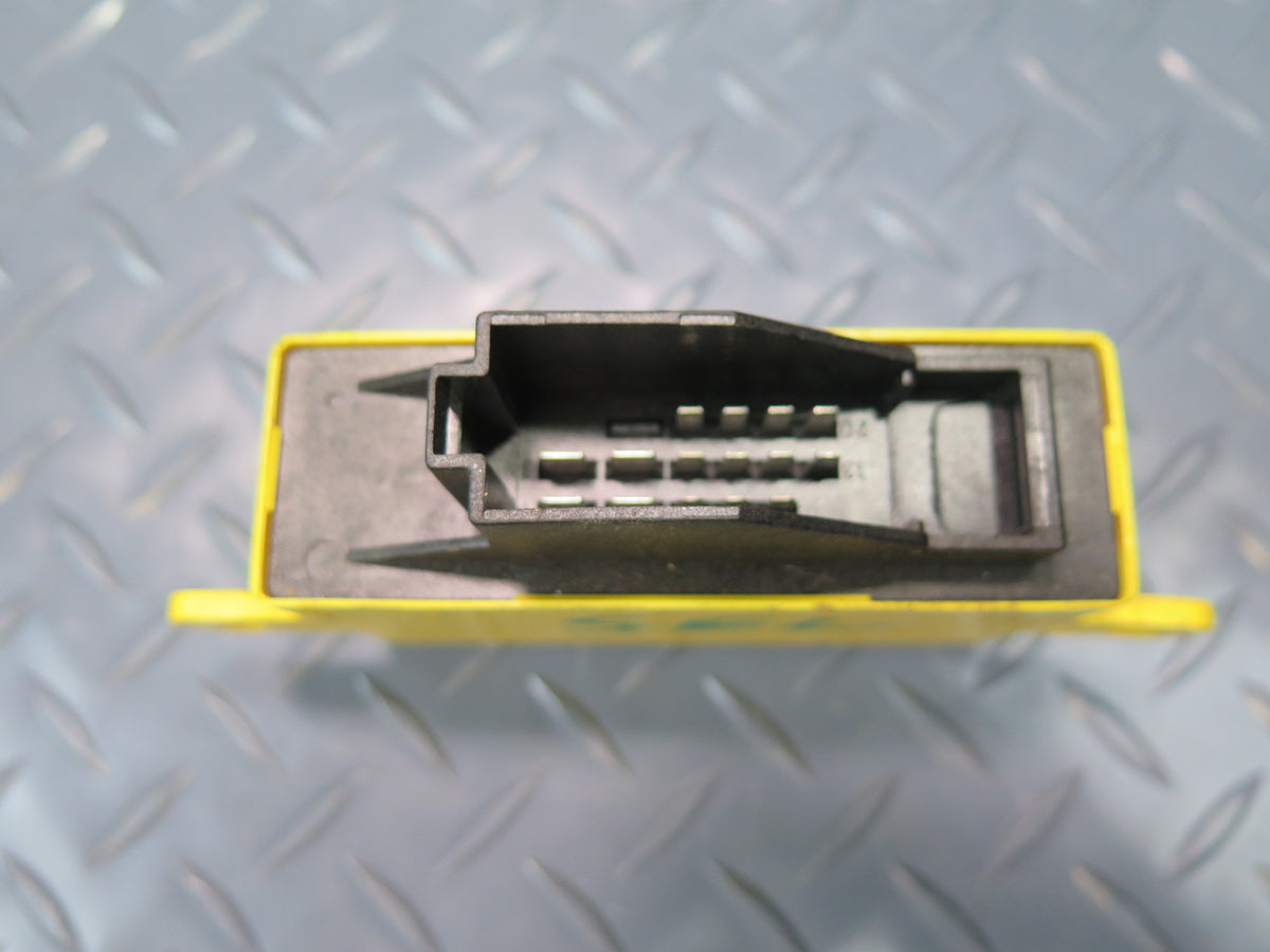 94-02 Mercedes R129 Sl-class Heated Seat Heater Control Module 0008206226 OEM