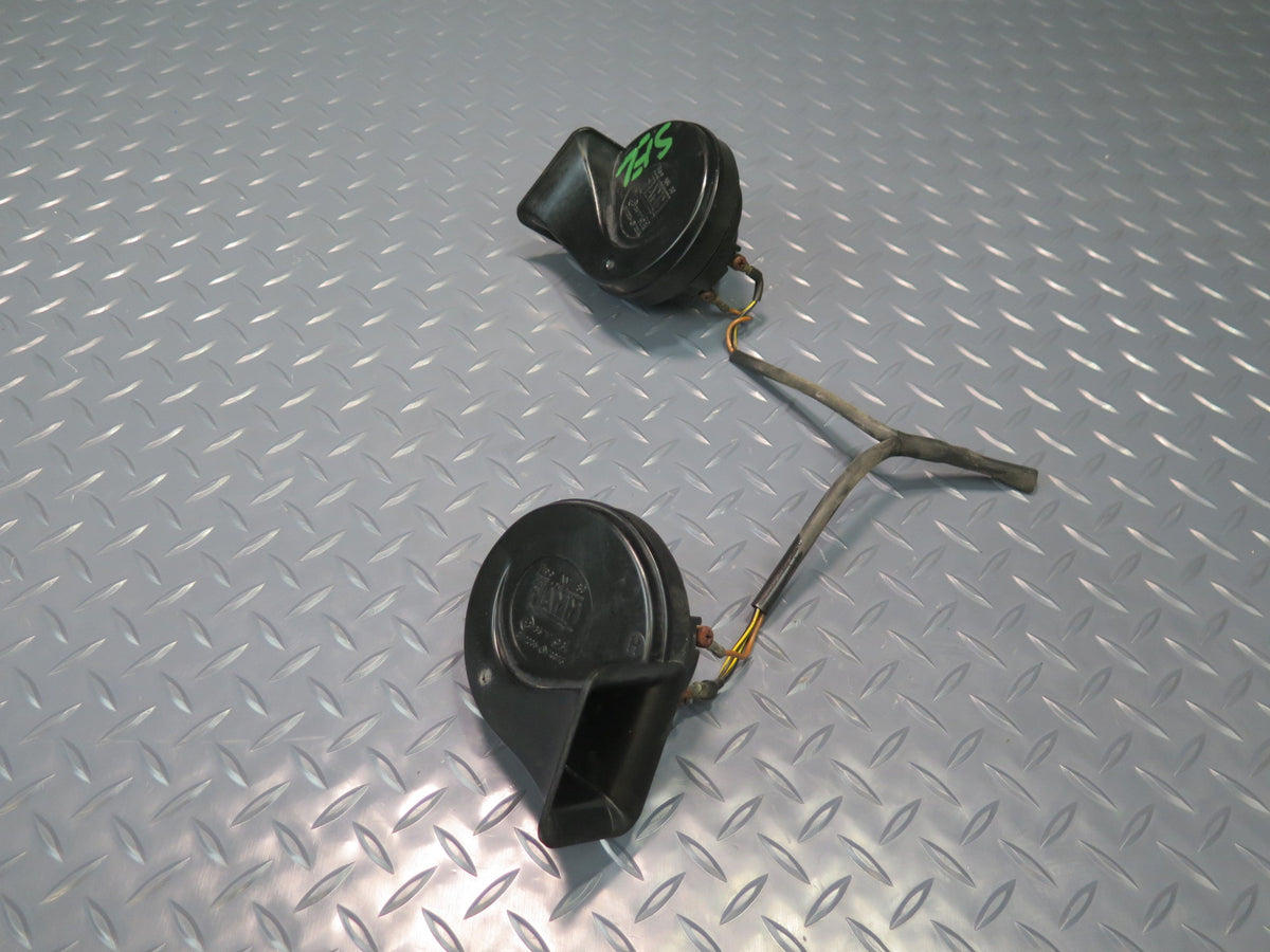 94-02 Mercedes R129 Sl-class Set of 2 High & Low Tone Note Pitch Horn Signal OEM