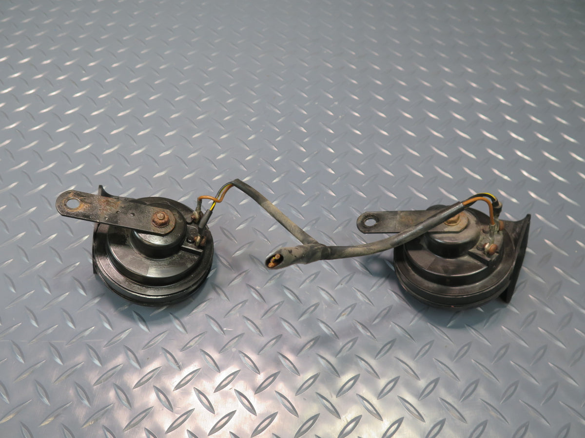 94-02 Mercedes R129 Sl-class Set of 2 High & Low Tone Note Pitch Horn Signal OEM