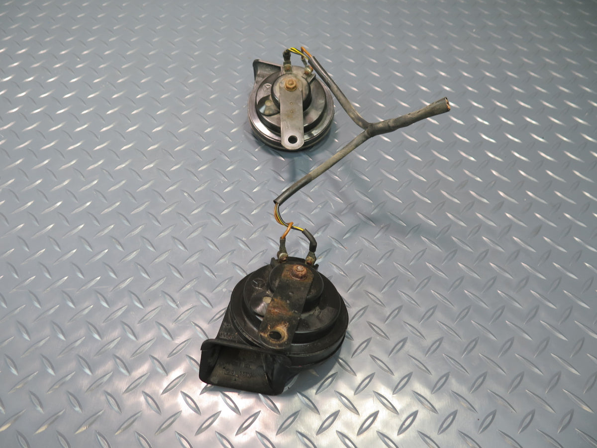 94-02 Mercedes R129 Sl-class Set of 2 High & Low Tone Note Pitch Horn Signal OEM