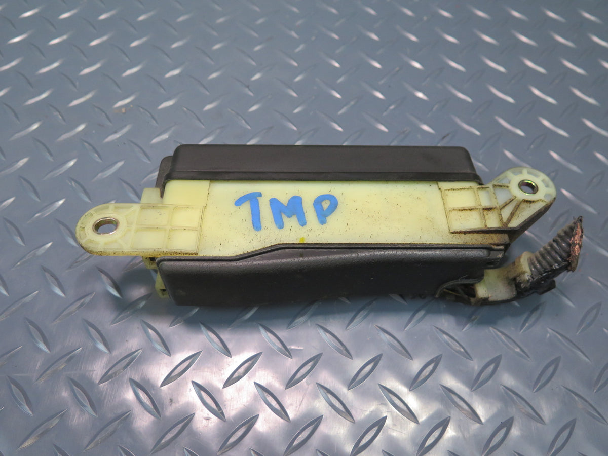 00-05 Toyota MR2 Spyder ZZW30L Interior Fuse Relay Box OEM