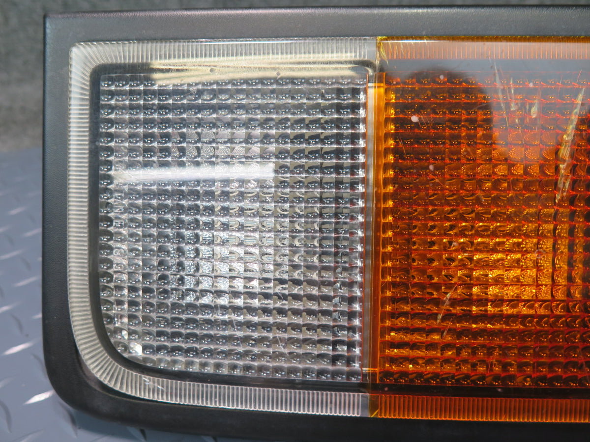 2003-2004 Hummer H2 Rear Left & Right Side Tail Light Lamp Set Damaged