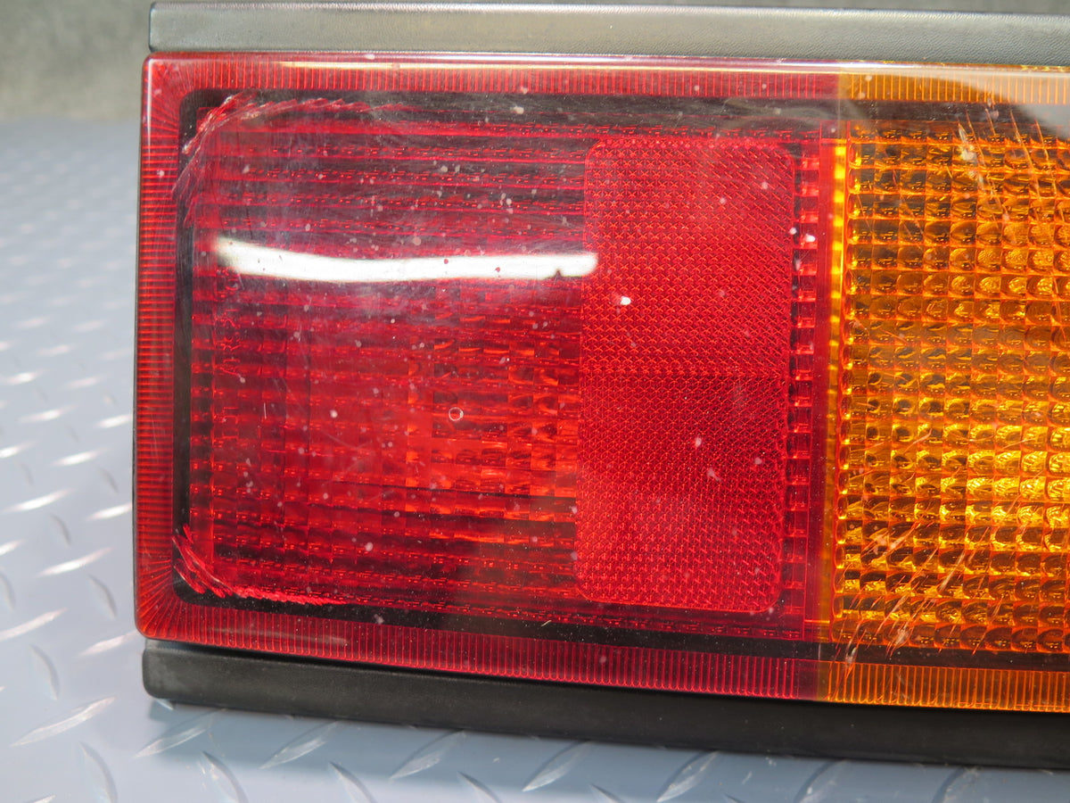 2003-2004 Hummer H2 Rear Left & Right Side Tail Light Lamp Set Damaged