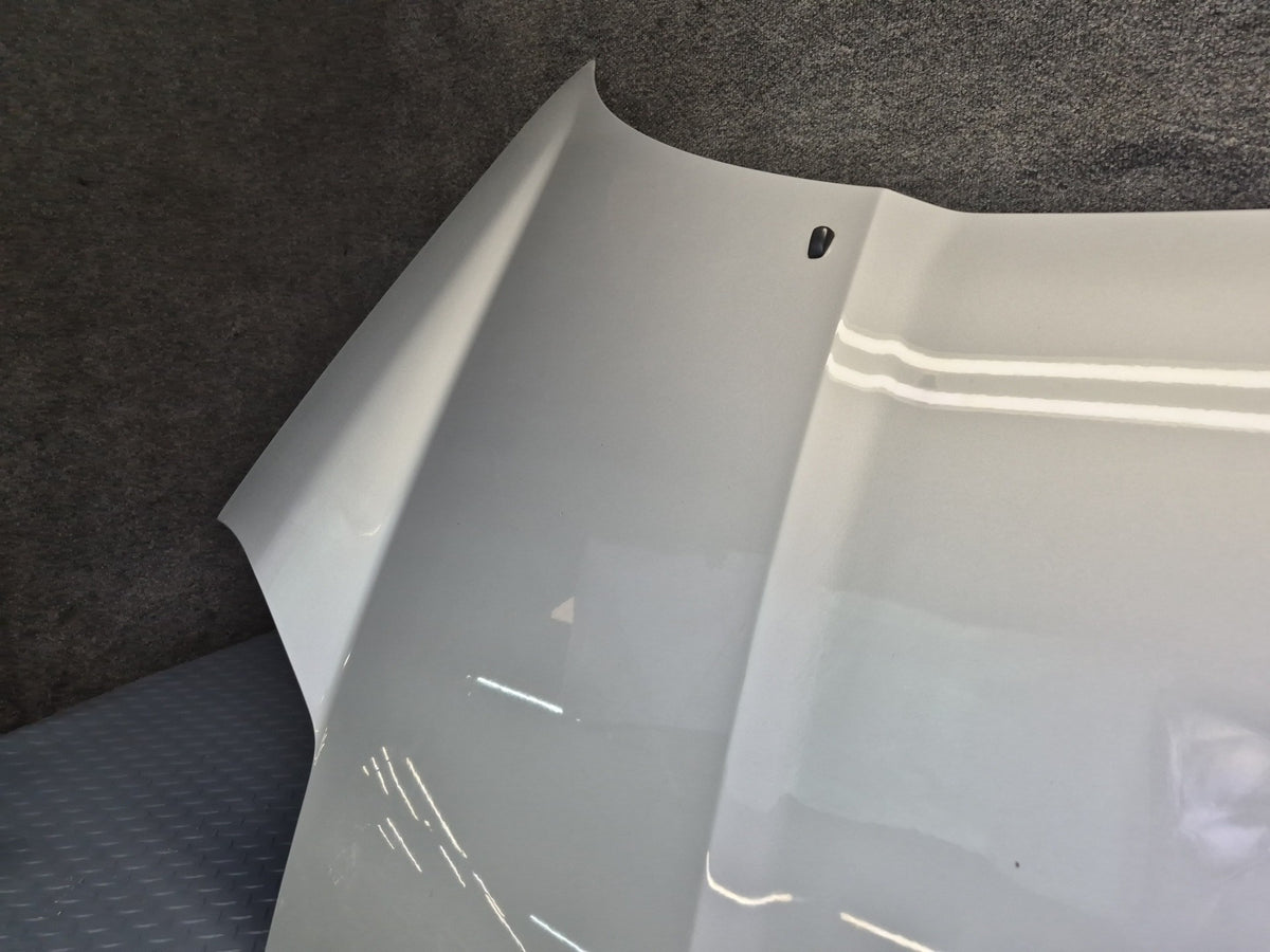 00-05 Toyota MR2 Spyder ZZW30L Front Hood Bonnet Shell Panel Silver OEM