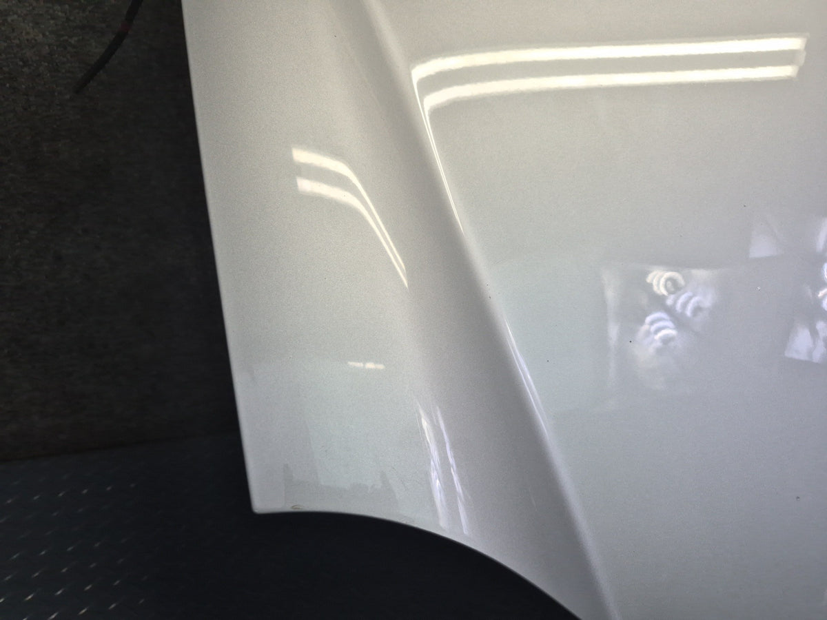 00-05 Toyota MR2 Spyder ZZW30L Front Hood Bonnet Shell Panel Silver OEM