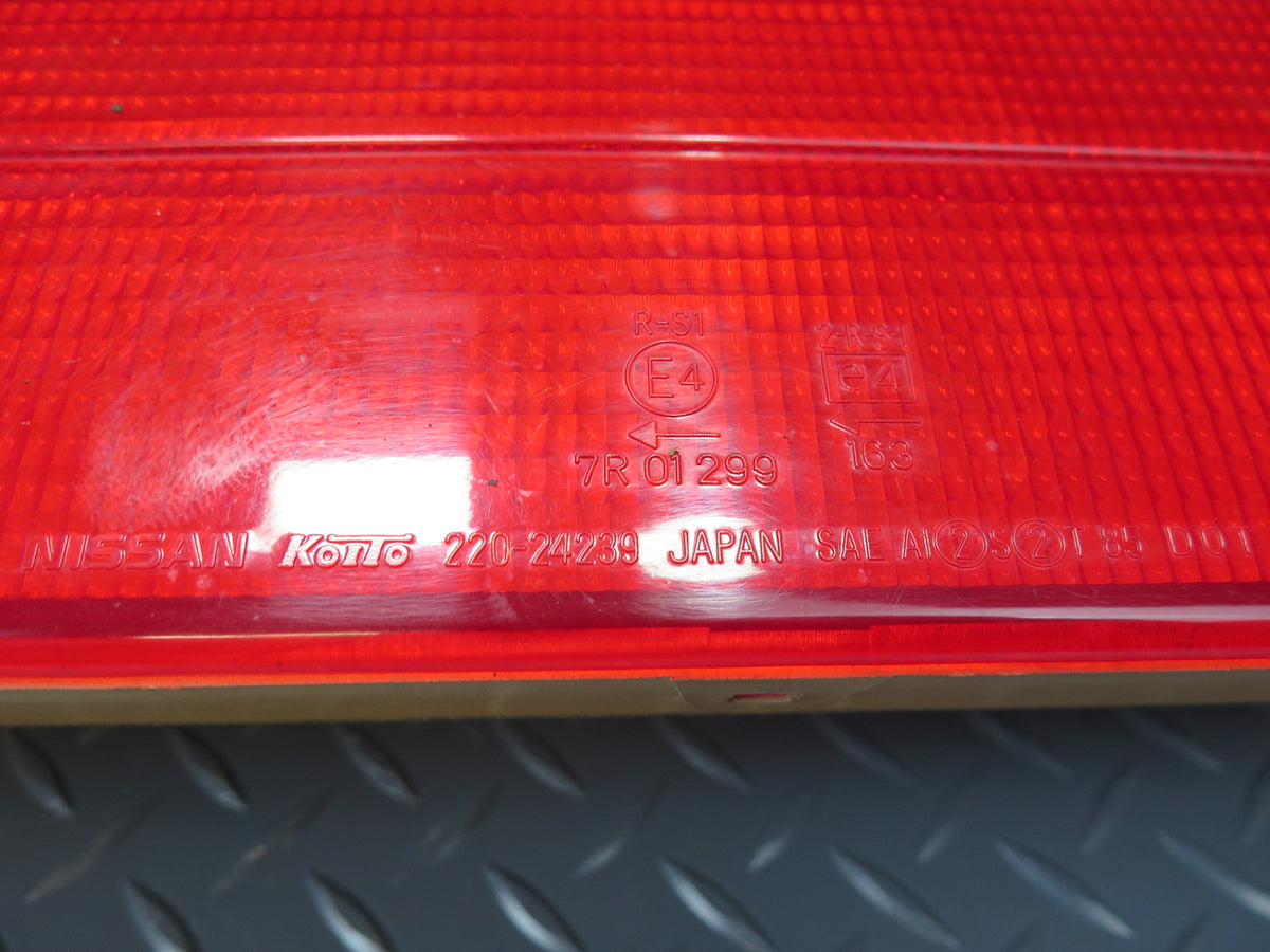 87-89 Nissan Z31 300ZX Rear Left Tail Light Lamp OEM