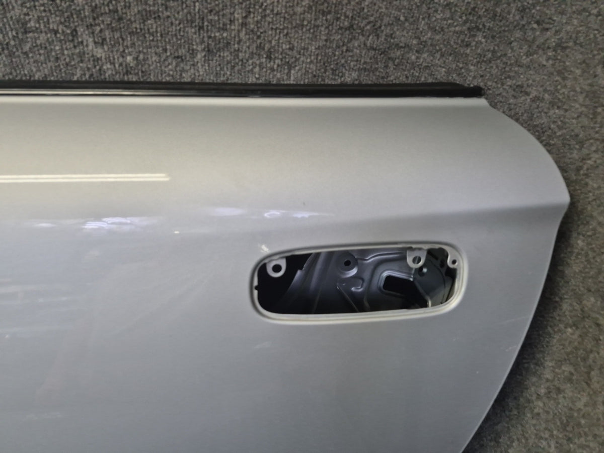 00-05 Toyota MR2 Spyder ZZW30L Left Door Shell Panel Silver OEM