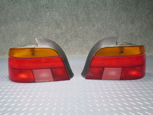 97-00 BMW E39 540i Sedan Set of 2 Rear Left & Right Tail Light Lamp OEM