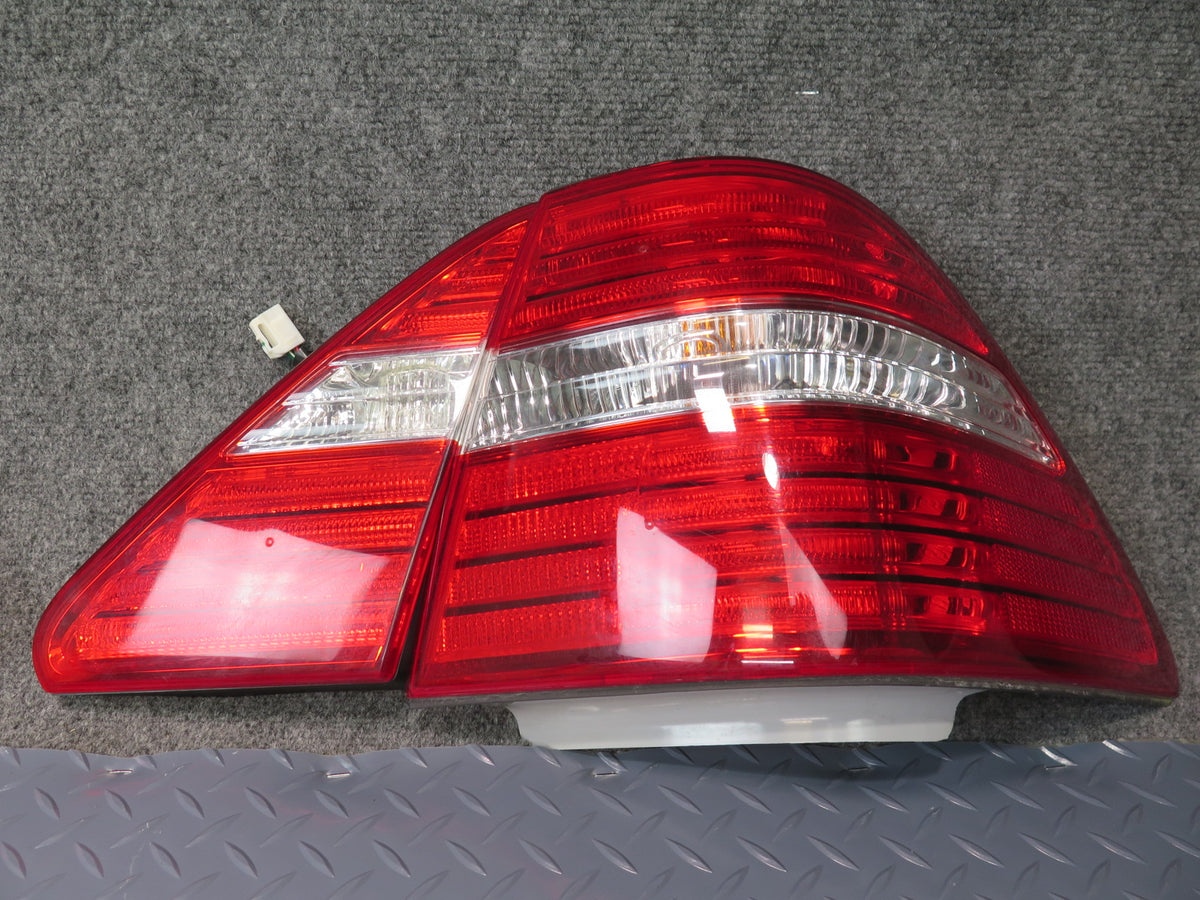 04-06 Lexus UCF30L LS430 Set of 4 Rear Inner & Outer Tail Light Lamp OEM