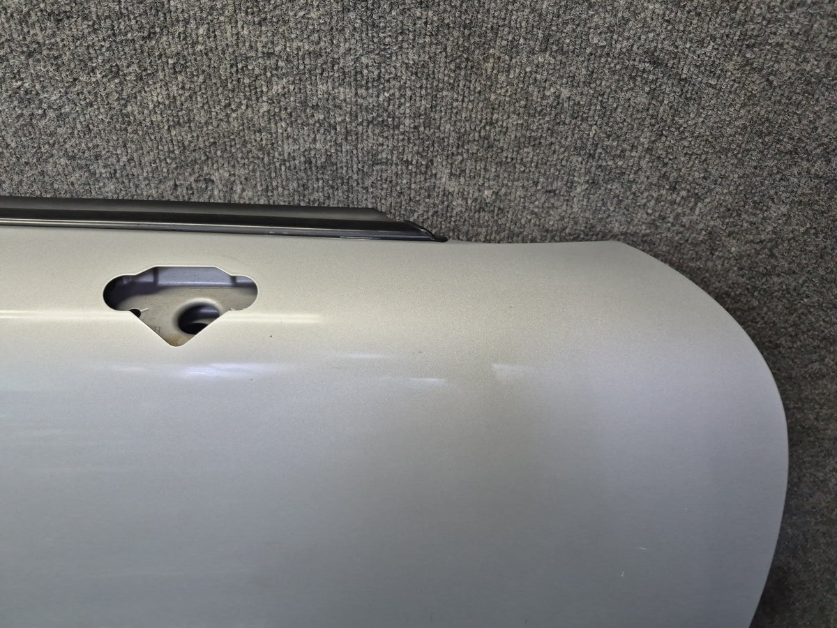 00-05 Toyota MR2 Spyder ZZW30L Right Door Shell Panel Silver OEM