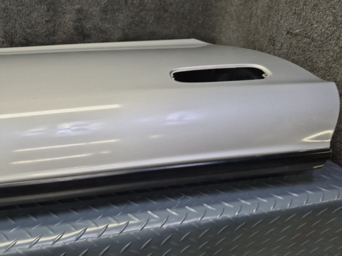 00-05 Toyota MR2 Spyder ZZW30L Right Door Shell Panel Silver OEM