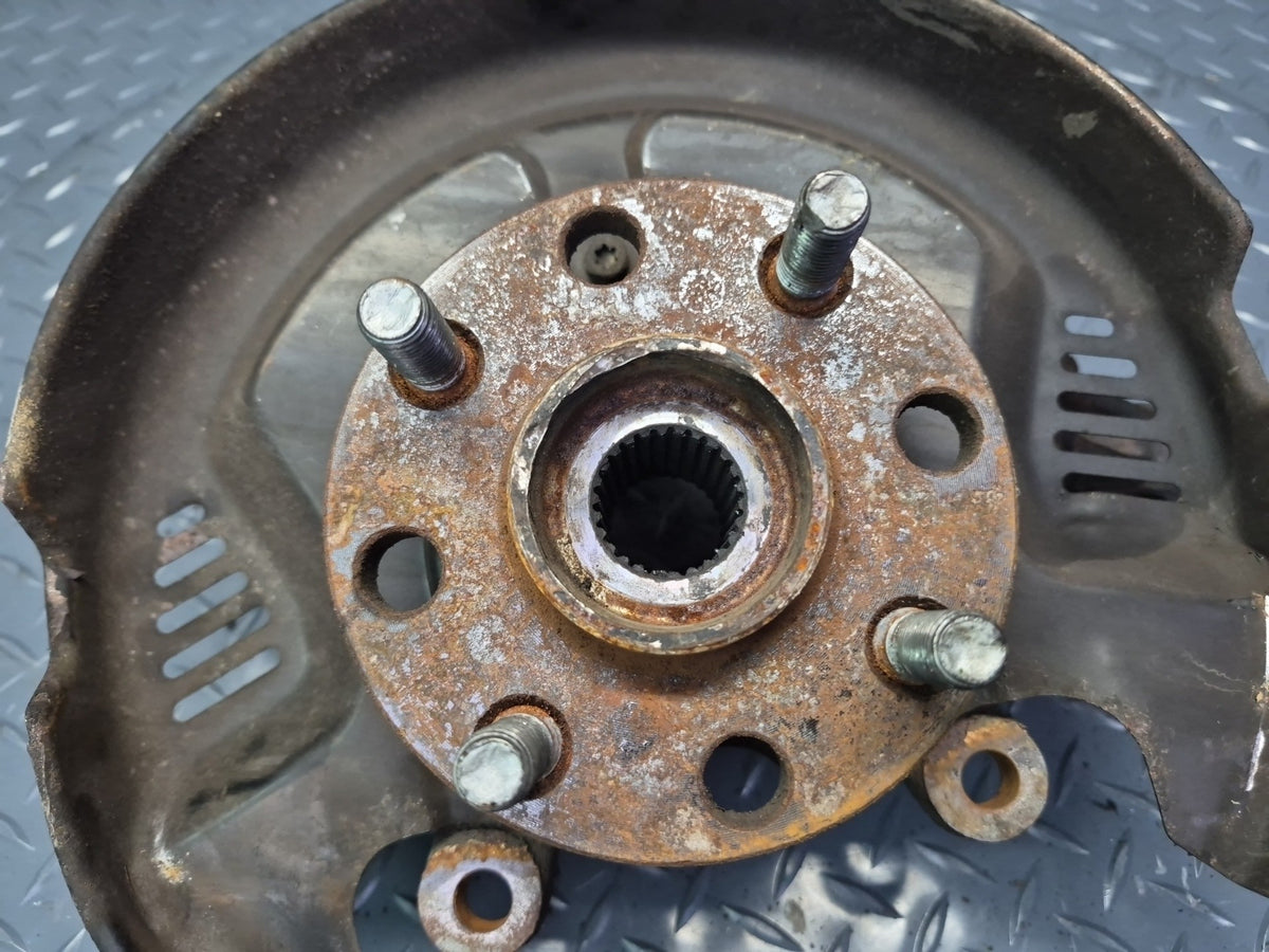 00-05 Toyota MR2 Spyder ZZW30L Rear Right Spindle Knuckle Wheel Hub Bearing OEM