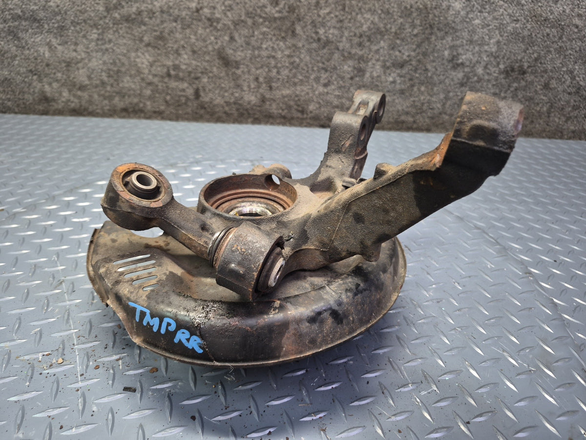 00-05 Toyota MR2 Spyder ZZW30L Rear Right Spindle Knuckle Wheel Hub Bearing OEM