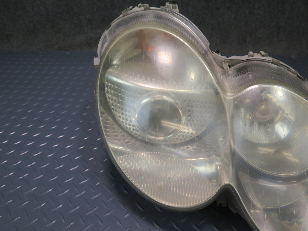 03-08 Mercedes R230 SL Front Right BI Xenon HID Headlight Lamp w Ballast OEM