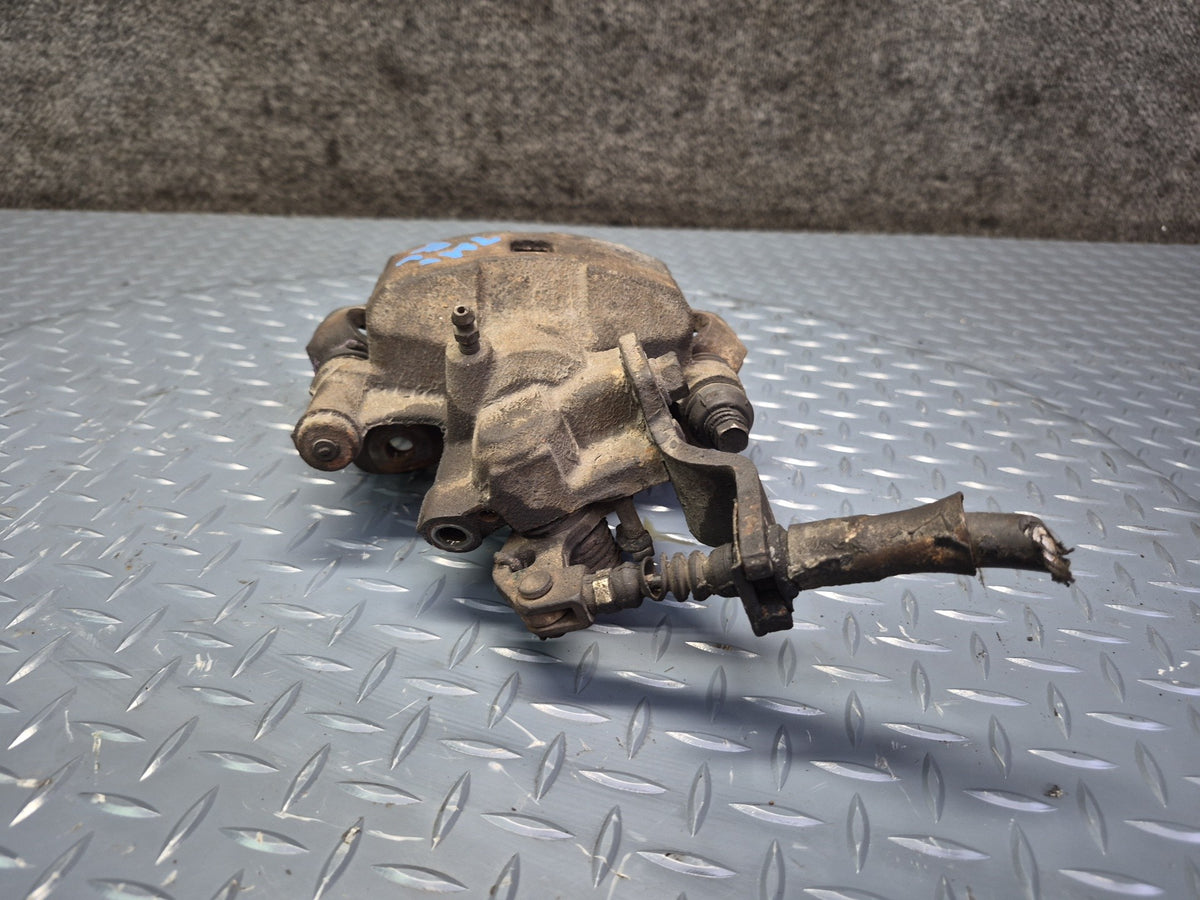 03-05 Toyota MR2 Spyder ZZW30L Set of 2 Rear Left & Right Brake Caliper 63K OEM