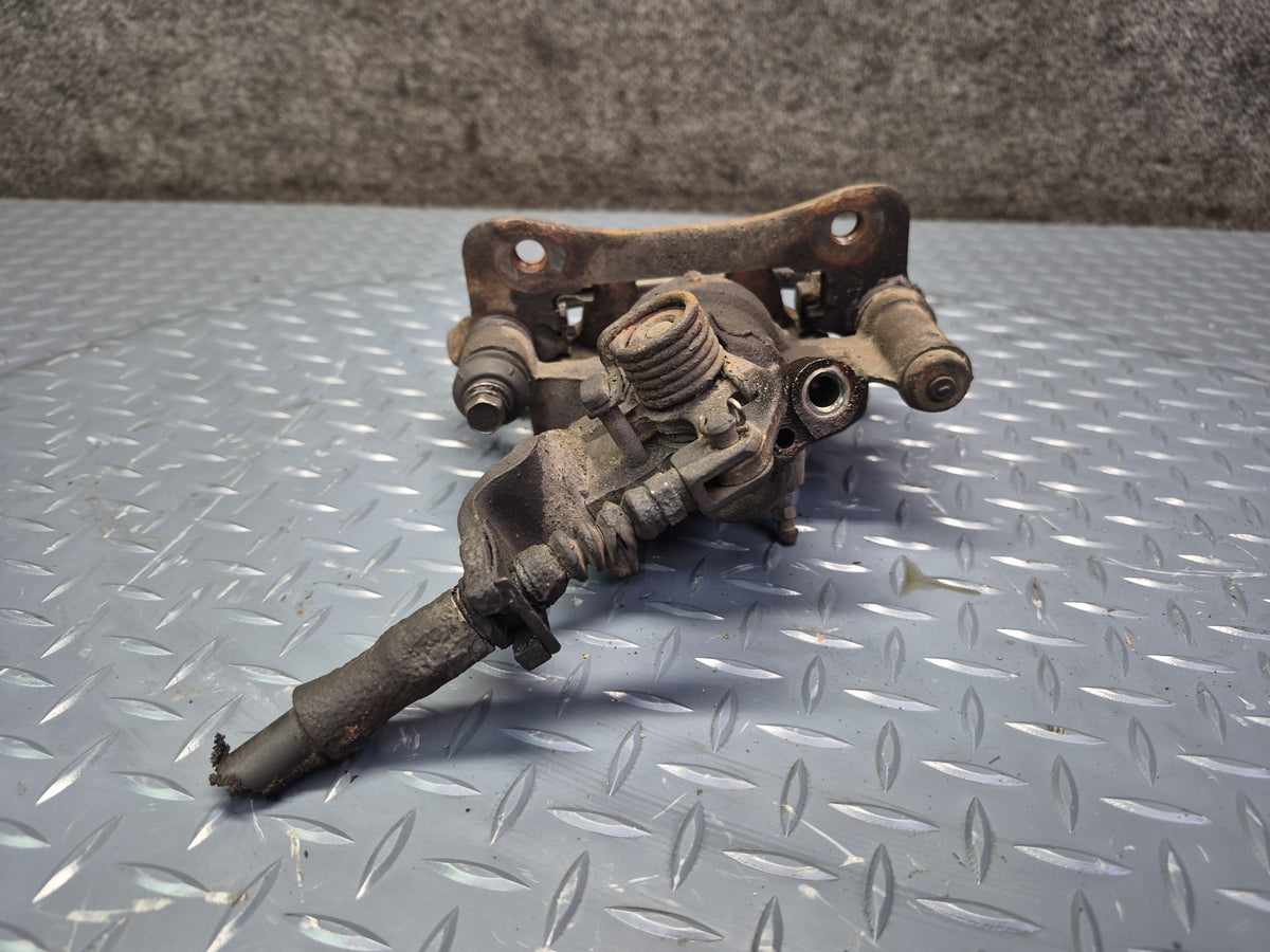03-05 Toyota MR2 Spyder ZZW30L Set of 2 Rear Left & Right Brake Caliper 63K OEM