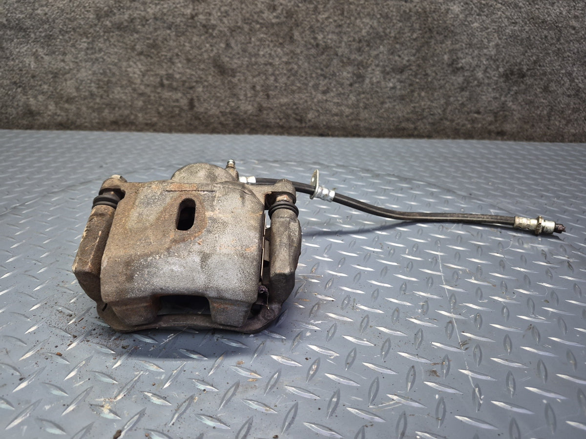 00-05 Toyota MR2 Spyder ZZW30L Set of 2 Front Left & Right Brake Caliper OEM