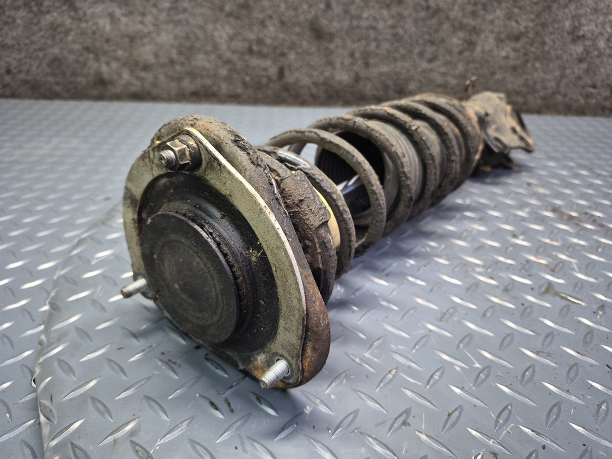 03-05 Toyota MR2 Spyder ZZW30L Set of 2 Front Strut Shock Absorber OEM