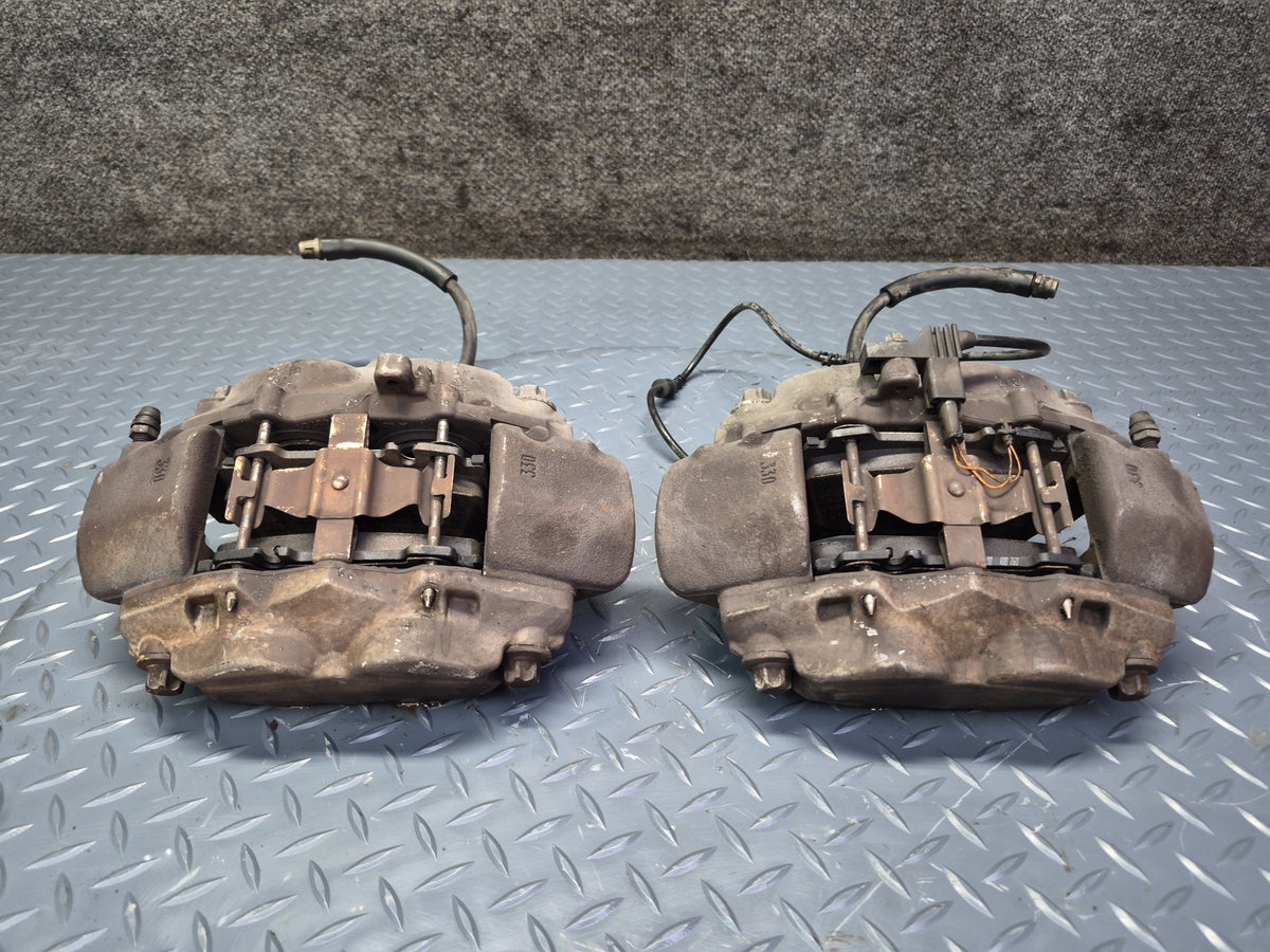 07-12 Mercedes R230 SL550 Set of 2 Front Left & Right Brake Caliper OEM