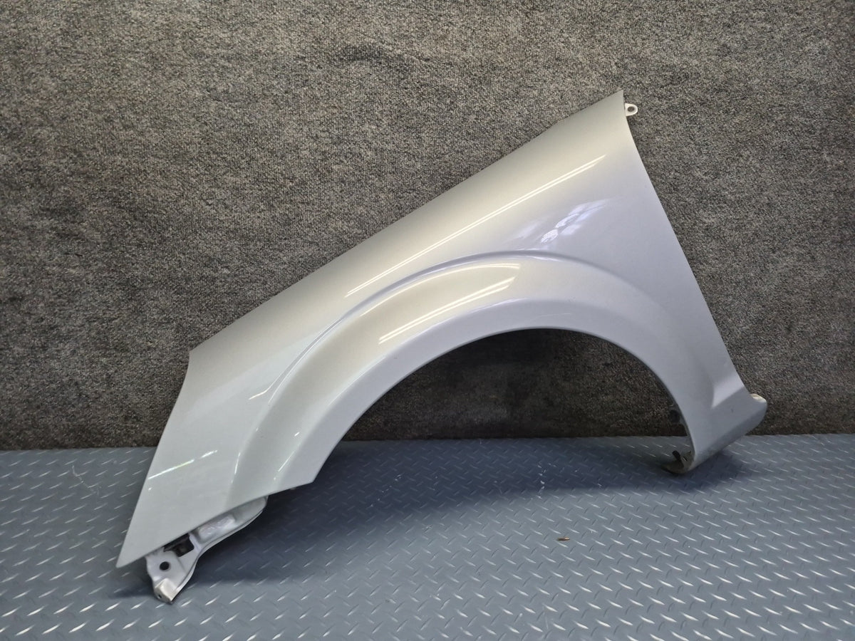 00-05 Toyota MR2 Spyder ZZW30L Front Left Fender Shell Panel Cover Silver OEM