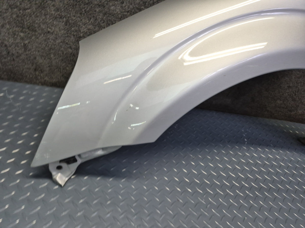 00-05 Toyota MR2 Spyder ZZW30L Front Left Fender Shell Panel Cover Silver OEM