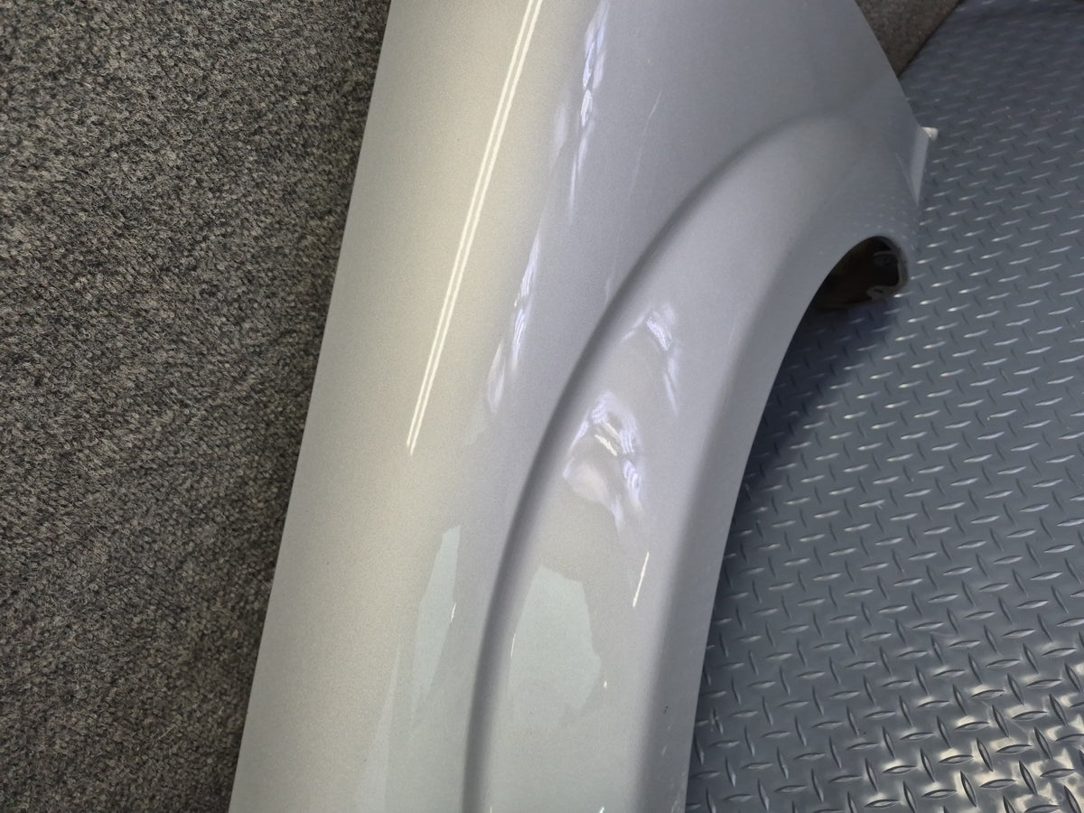 00-05 Toyota MR2 Spyder ZZW30L Front Left Fender Shell Panel Cover Silver OEM
