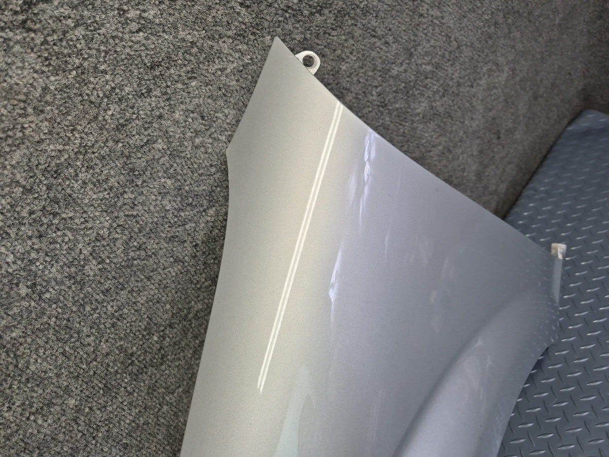 00-05 Toyota MR2 Spyder ZZW30L Front Left Fender Shell Panel Cover Silver OEM