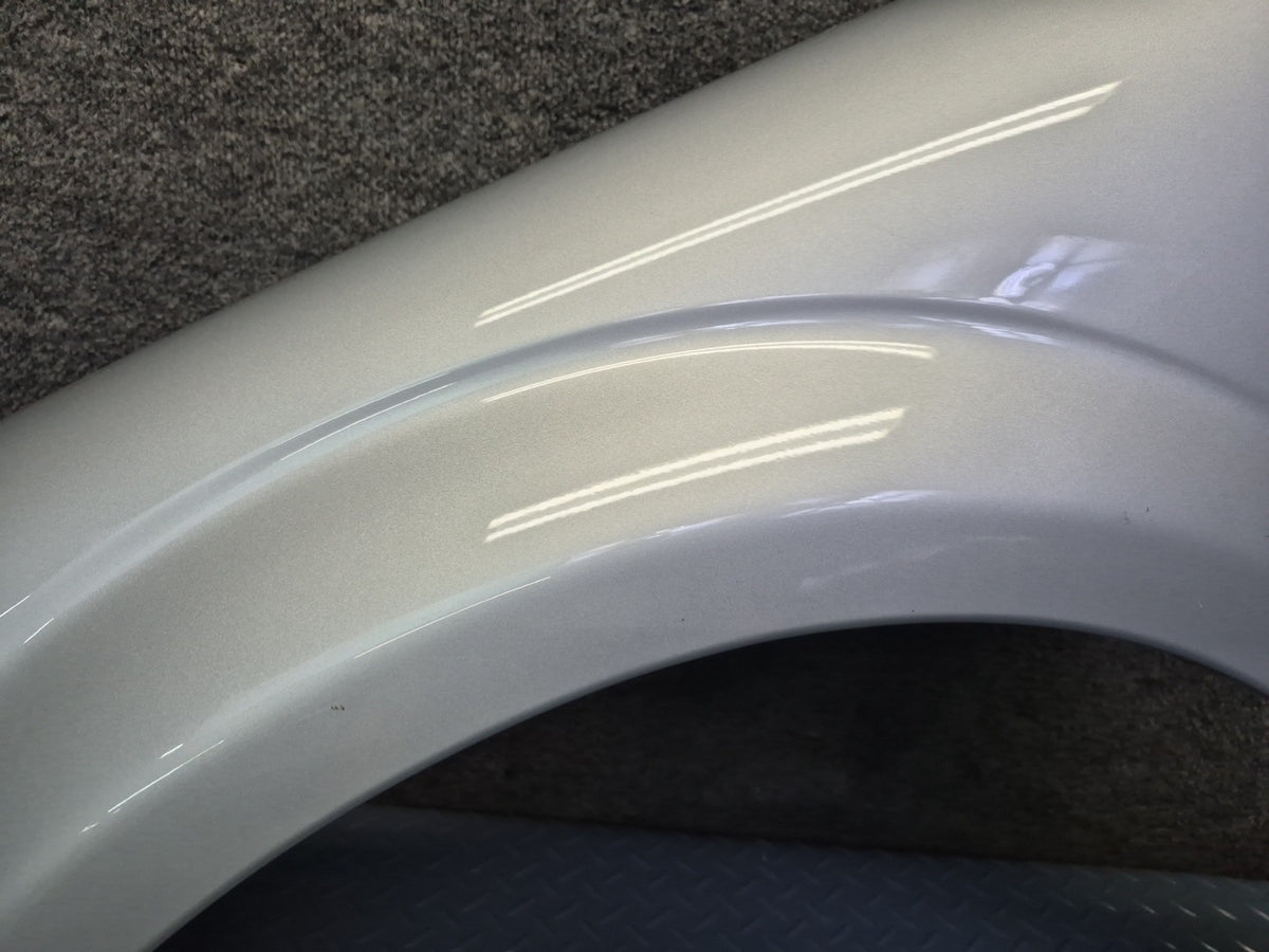 00-05 Toyota MR2 Spyder ZZW30L Front Left Fender Shell Panel Cover Silver OEM