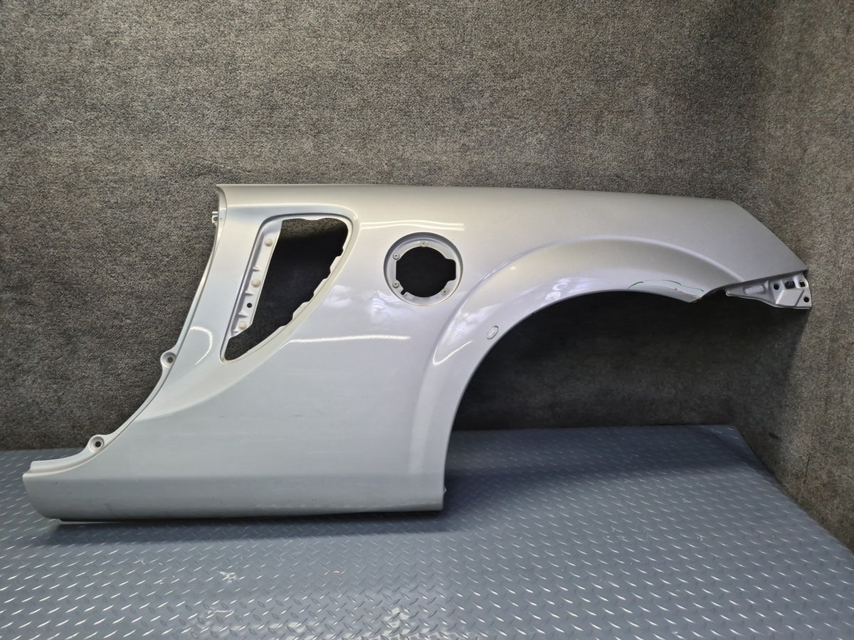 00-05 Toyota MR2 Spyder ZZW30L Rear Left Quarter Shell Cover Panel Damaged