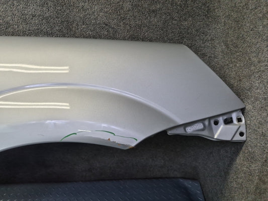 00-05 Toyota MR2 Spyder ZZW30L Rear Left Quarter Shell Cover Panel Damaged