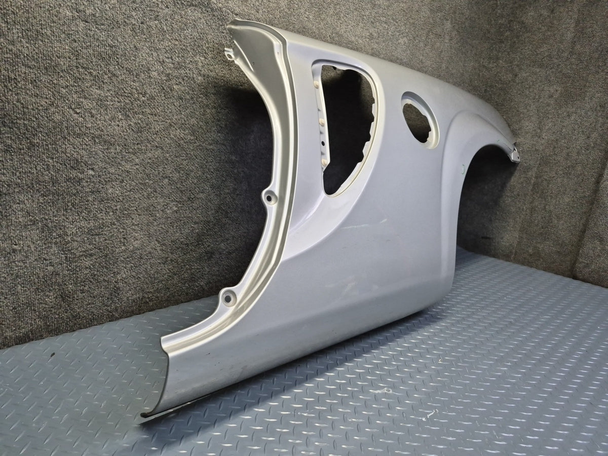 00-05 Toyota MR2 Spyder ZZW30L Rear Left Quarter Shell Cover Panel Damaged