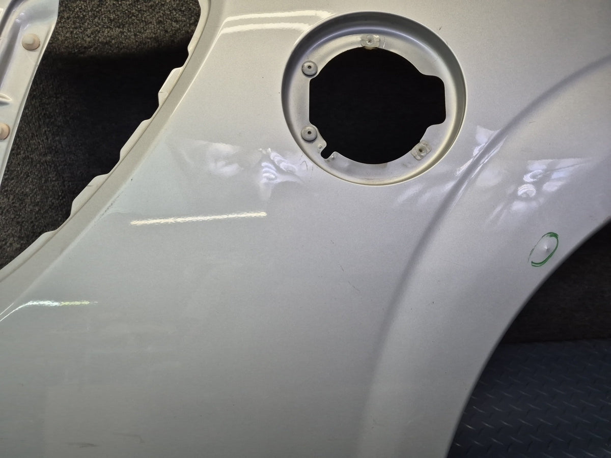 00-05 Toyota MR2 Spyder ZZW30L Rear Left Quarter Shell Cover Panel Damaged