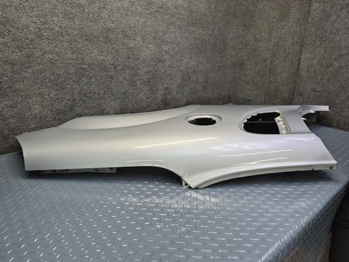 00-05 Toyota MR2 Spyder ZZW30L Rear Left Quarter Shell Cover Panel Damaged