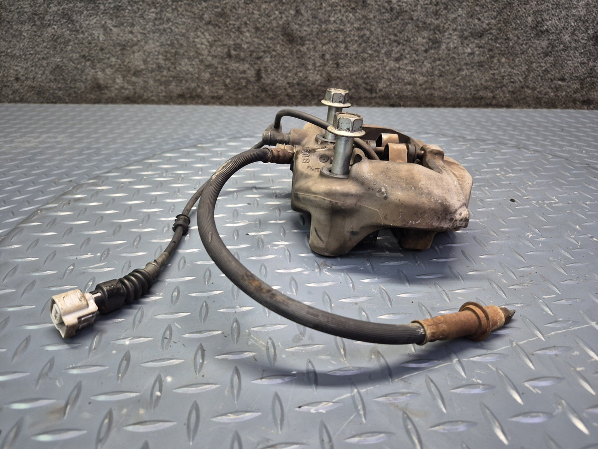 01-06 Lexus UCF30L LS430 Set of 2 Rear Left & Right Sumitomo Brake Caliper OEM